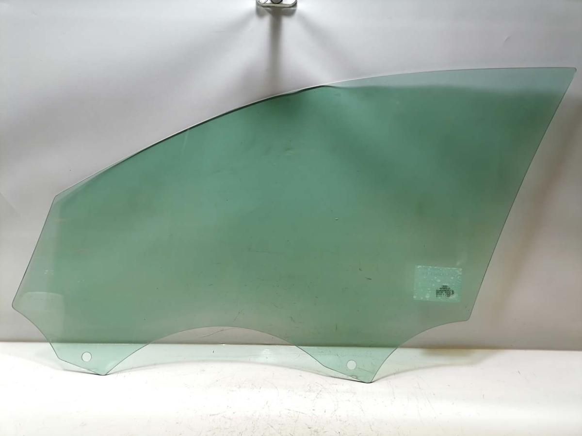 Audi A4 8K B8 original Türscheibe vorn rechts Bj.2010